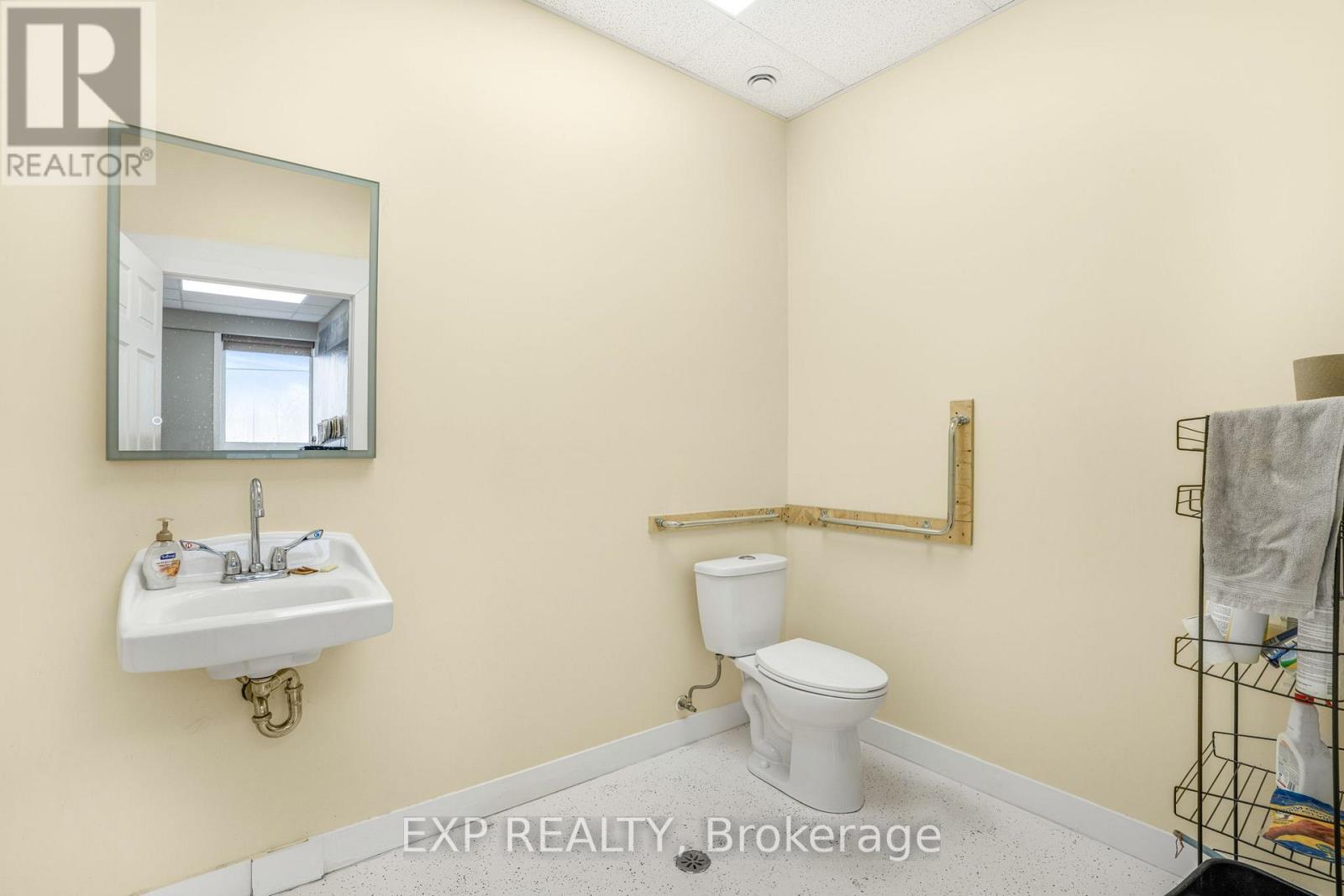 299 Industrial Boulevard, North Glengarry, Ontario  K0C 1A0 - Photo 28 - X12566192