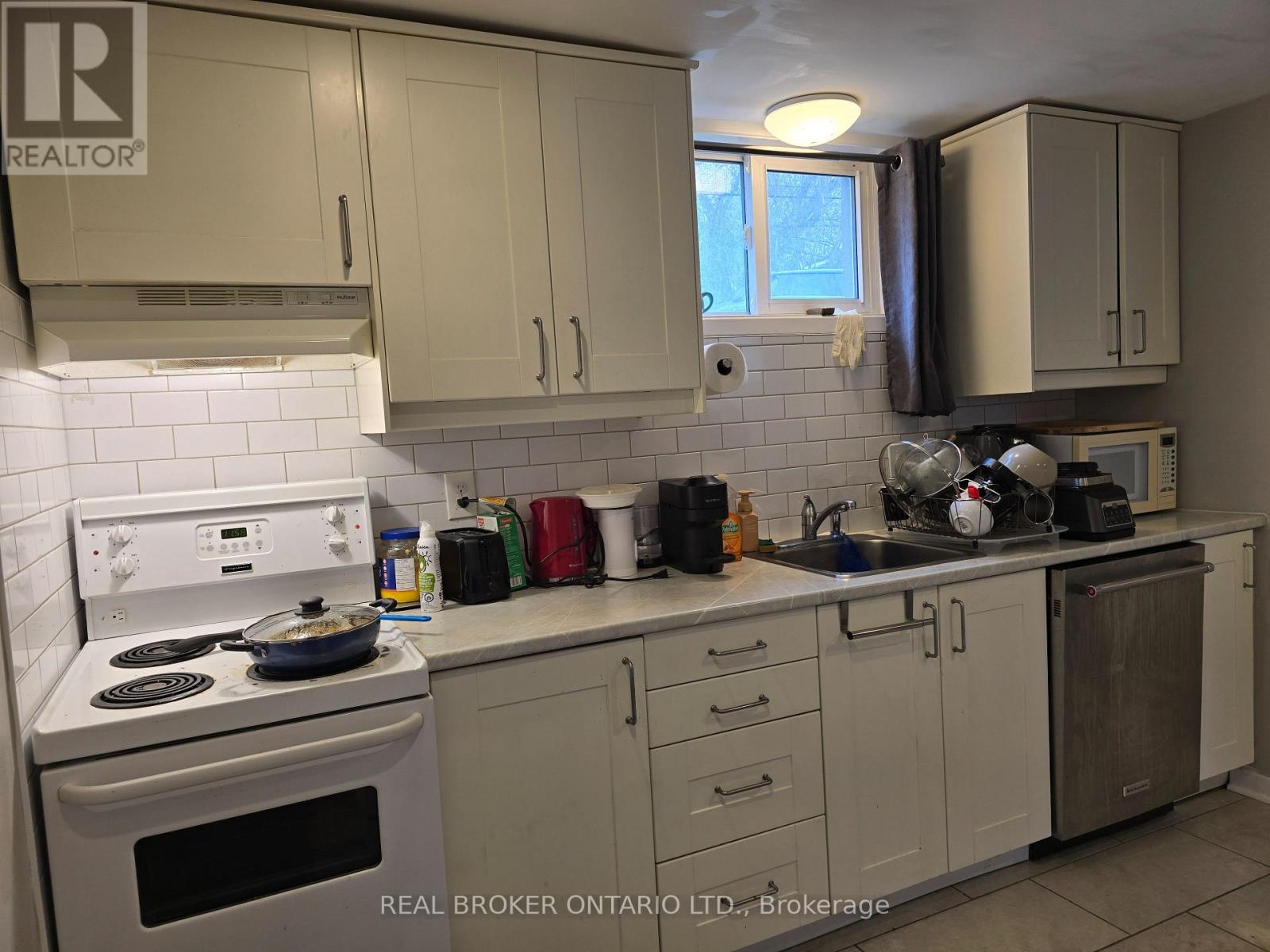 3 - 2429 Carlsen Avenue, Ottawa, Ontario  K1V 8E9 - Photo 10 - X12566196