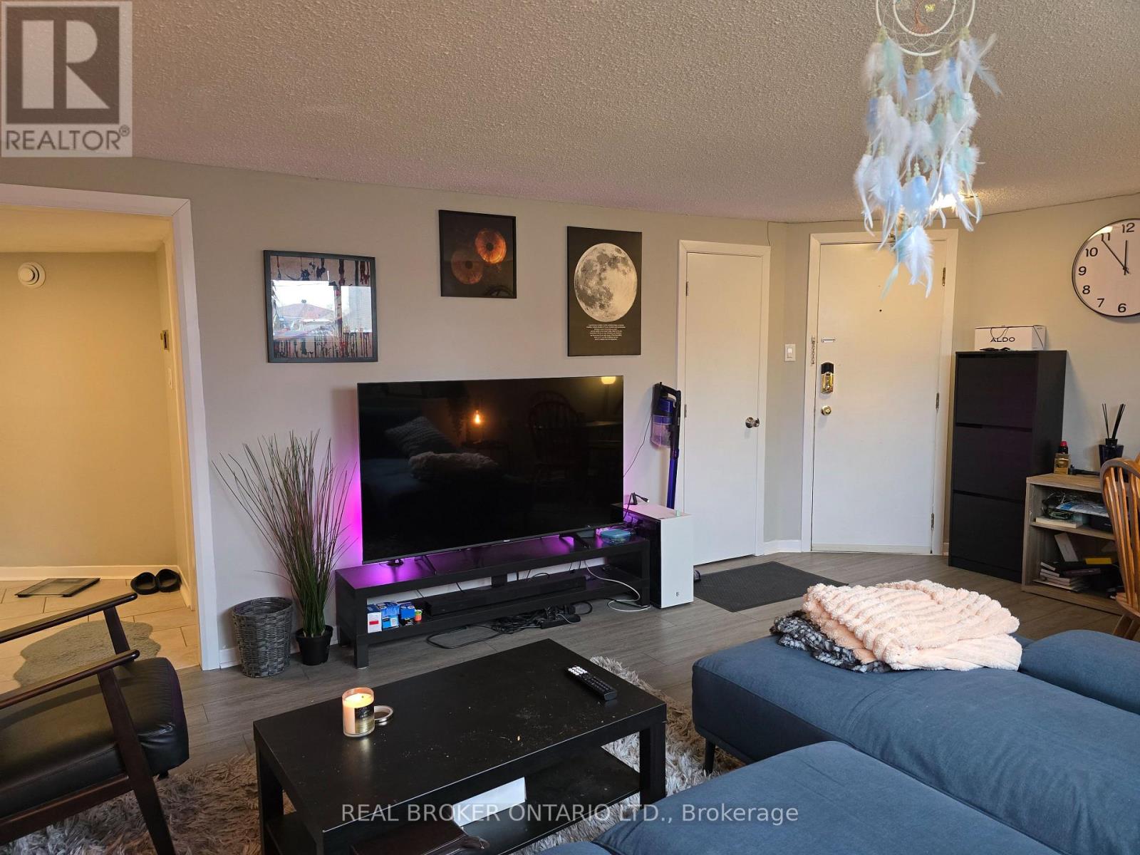 3 - 2429 Carlsen Avenue, Ottawa, Ontario  K1V 8E9 - Photo 5 - X12566196