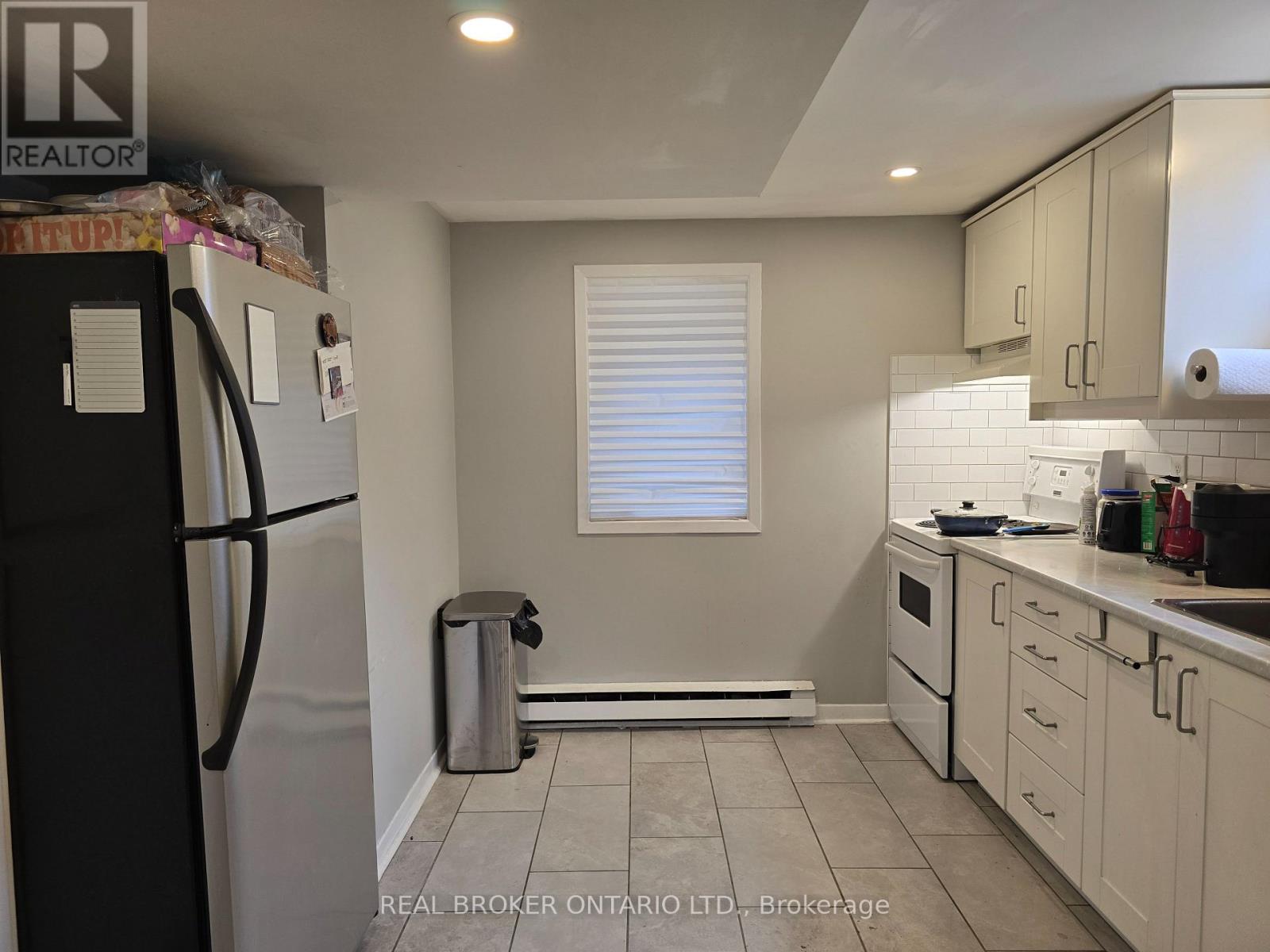 3 - 2429 Carlsen Avenue, Ottawa, Ontario  K1V 8E9 - Photo 9 - X12566196