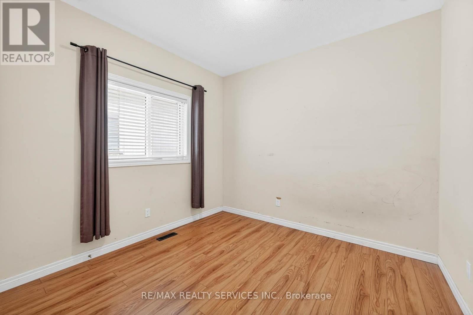 249 Berry Street, Shelburne, Ontario  L0N 1S2 - Photo 23 - X12565834