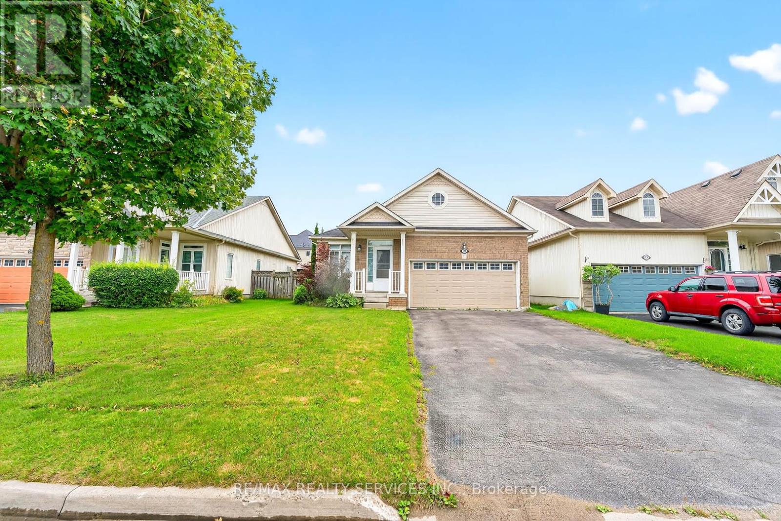 249 Berry Street, Shelburne, Ontario  L0N 1S2 - Photo 3 - X12565834