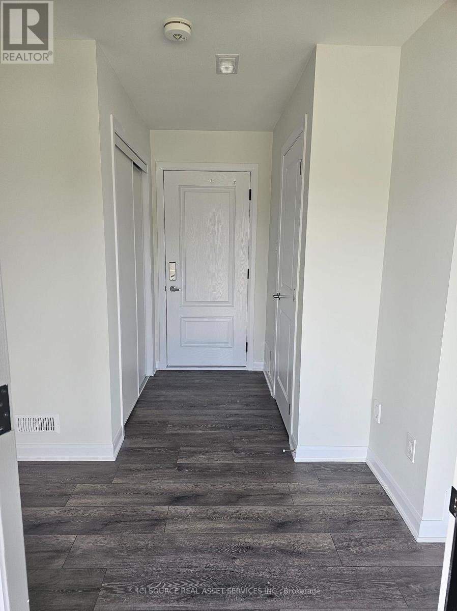 340 Raheen Court, Ottawa, Ontario  K2C 3H2 - Photo 3 - X12565838