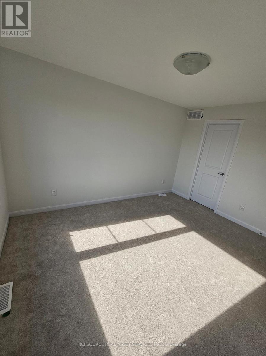 340 Raheen Court, Ottawa, Ontario  K2C 3H2 - Photo 30 - X12565838