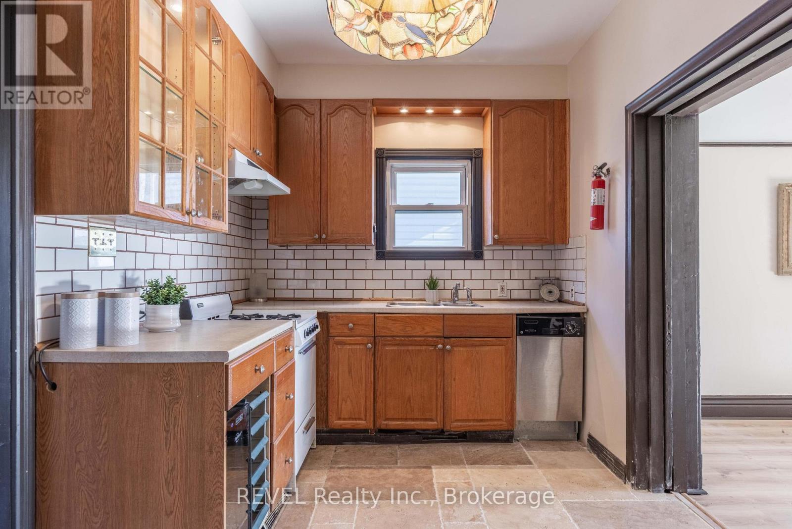 6133 Prospect Street, Niagara Falls, Ontario  L2G 1G9 - Photo 10 - X12566008