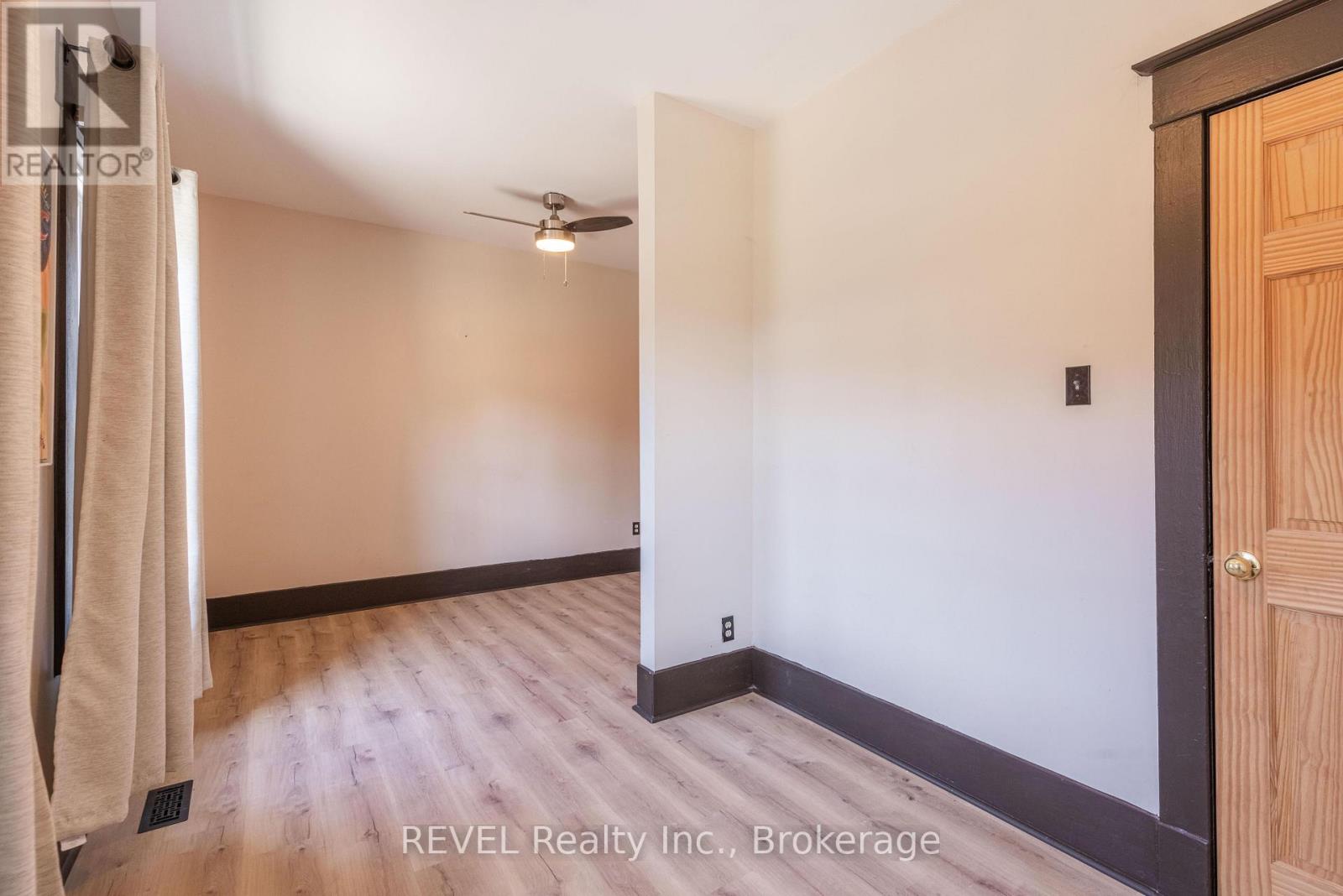 6133 Prospect Street, Niagara Falls, Ontario  L2G 1G9 - Photo 14 - X12566008