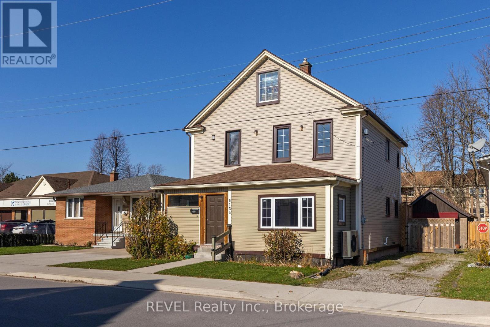 6133 Prospect Street, Niagara Falls, Ontario  L2G 1G9 - Photo 2 - X12566008