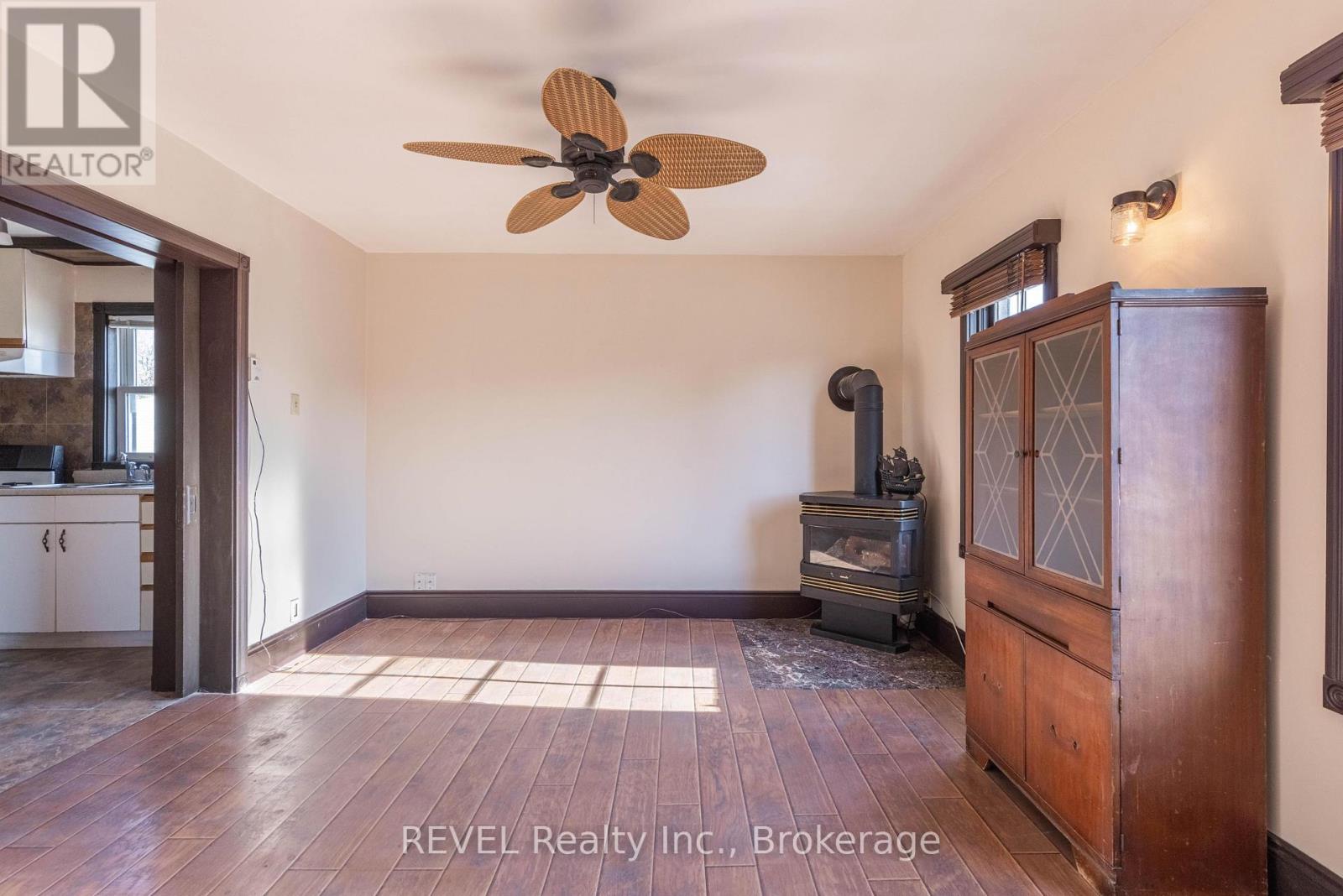 6133 Prospect Street, Niagara Falls, Ontario  L2G 1G9 - Photo 23 - X12566008