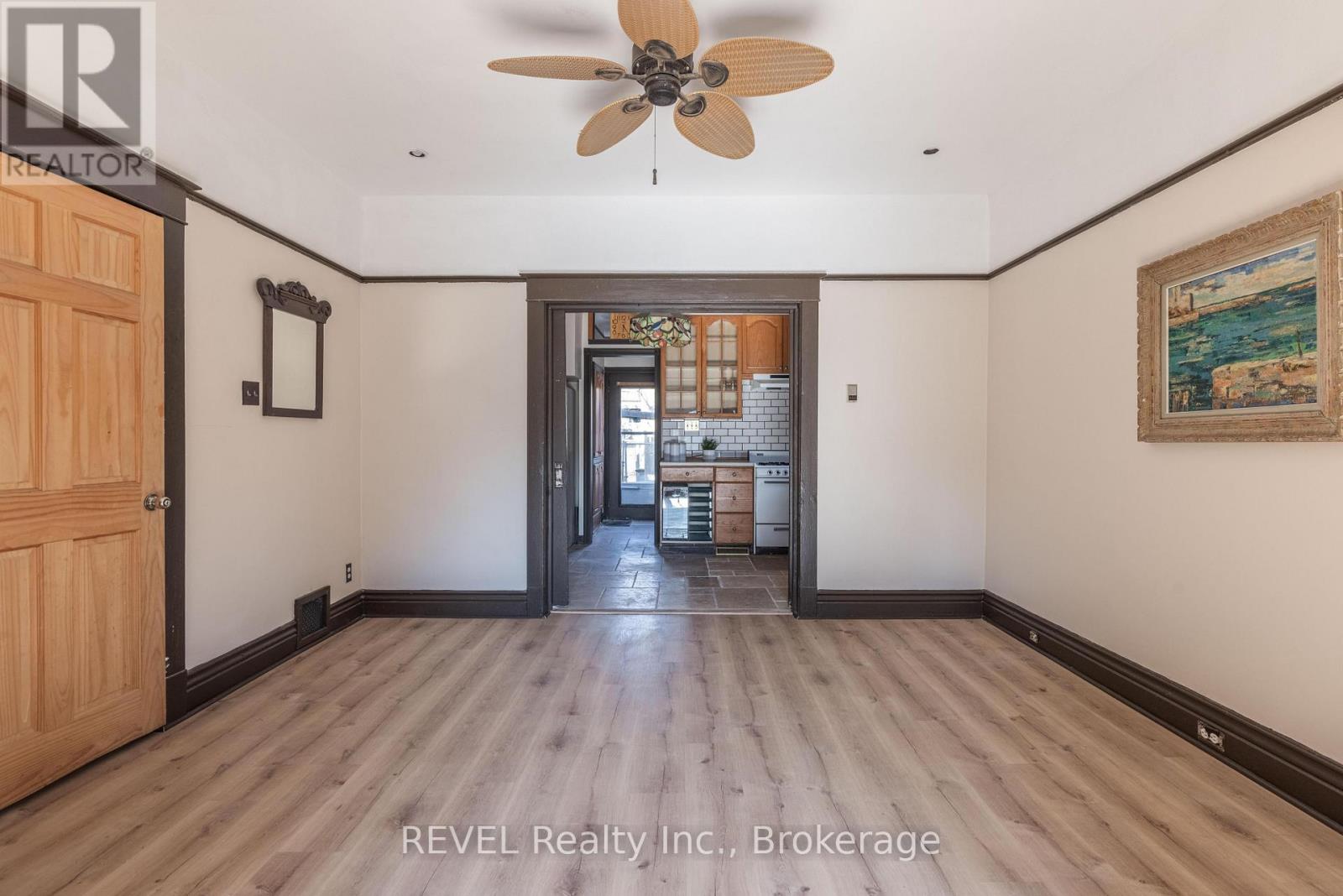 6133 Prospect Street, Niagara Falls, Ontario  L2G 1G9 - Photo 8 - X12566008