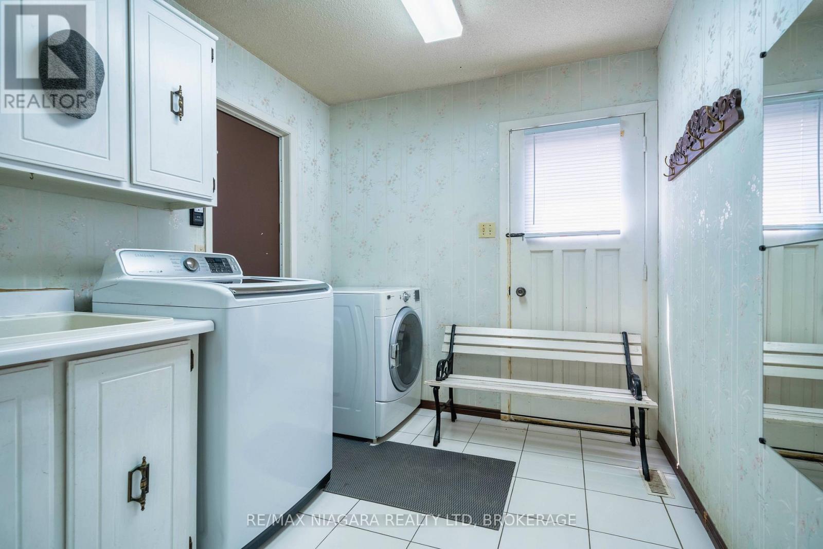 621 Lake Street, St. Catharines, Ontario  L2N 6H4 - Photo 21 - X12566078