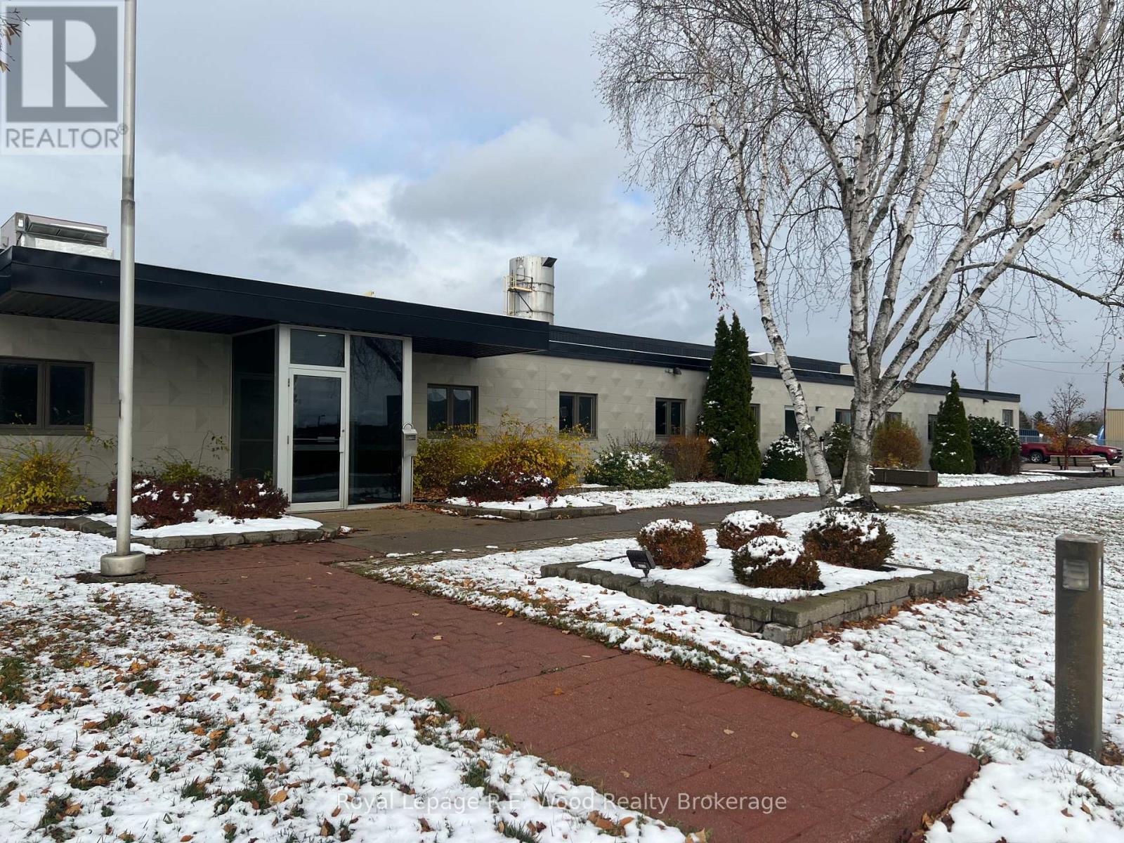 G/h - 100 Townline Road, Tillsonburg, Ontario  N4G 2P9 - Photo 1 - X12566230