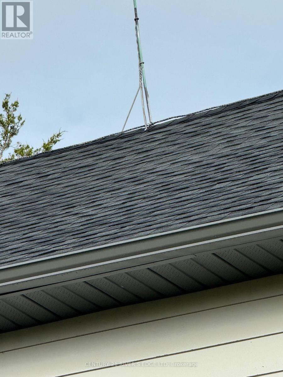 1377 Sand Bay Road, Leeds And The Thousand Islands, Ontario  K0E 1L0 - Photo 12 - X12563390