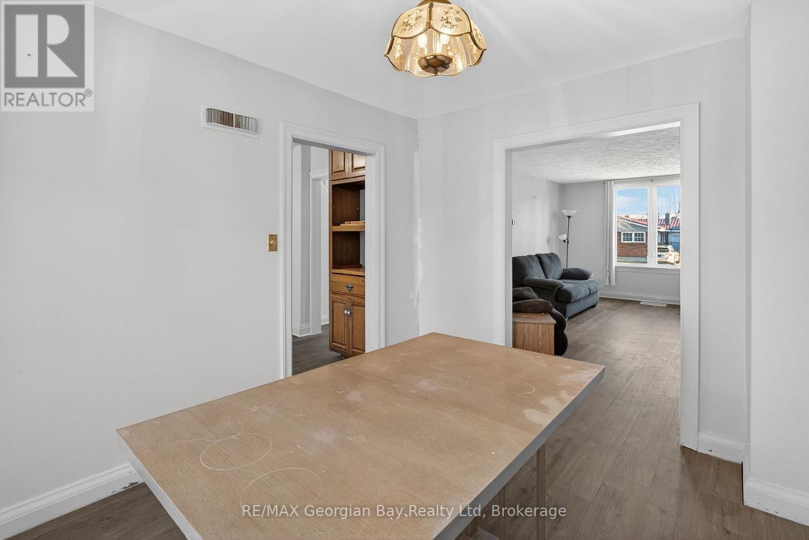 344 Manly Street, Midland, Ontario  L4R 3C9 - Photo 8 - S12565966