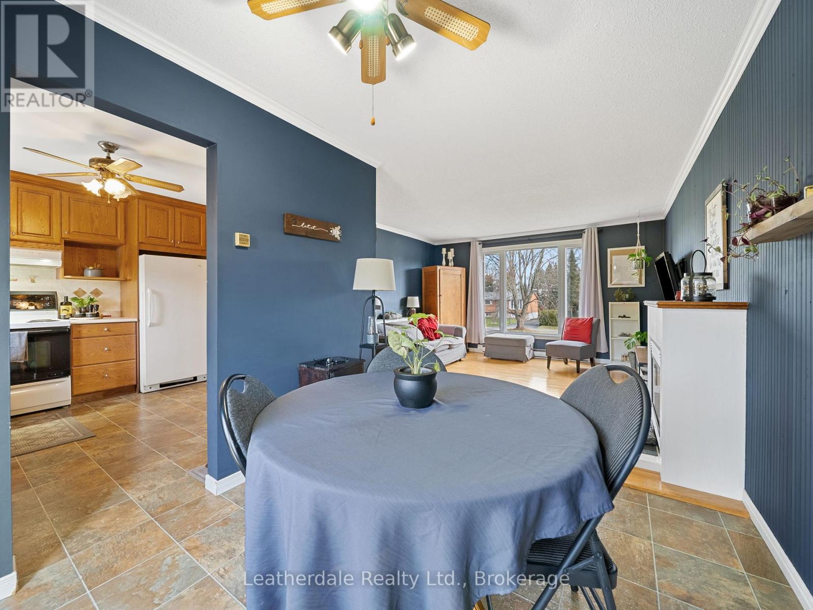 16 Preston Street, Oro-Medonte, Ontario  L0K 2G0 - Photo 10 - S12566086