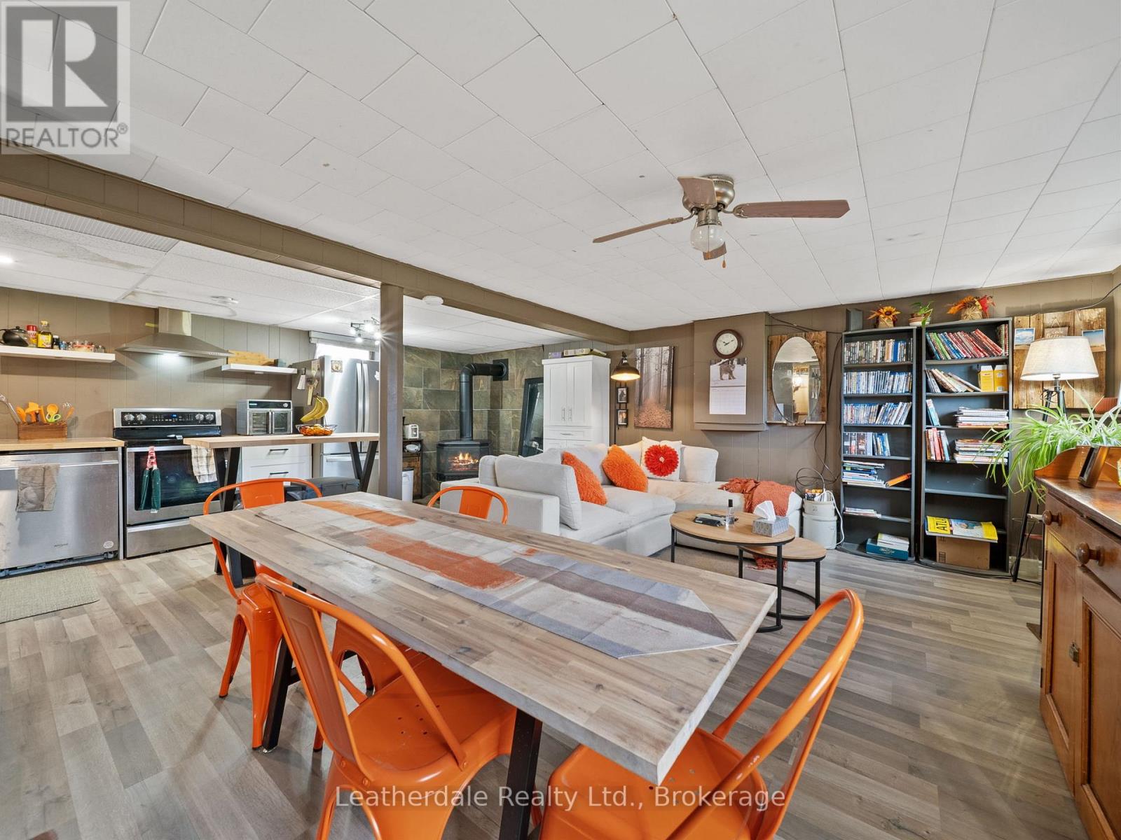 16 Preston Street, Oro-Medonte, Ontario  L0K 2G0 - Photo 23 - S12566086