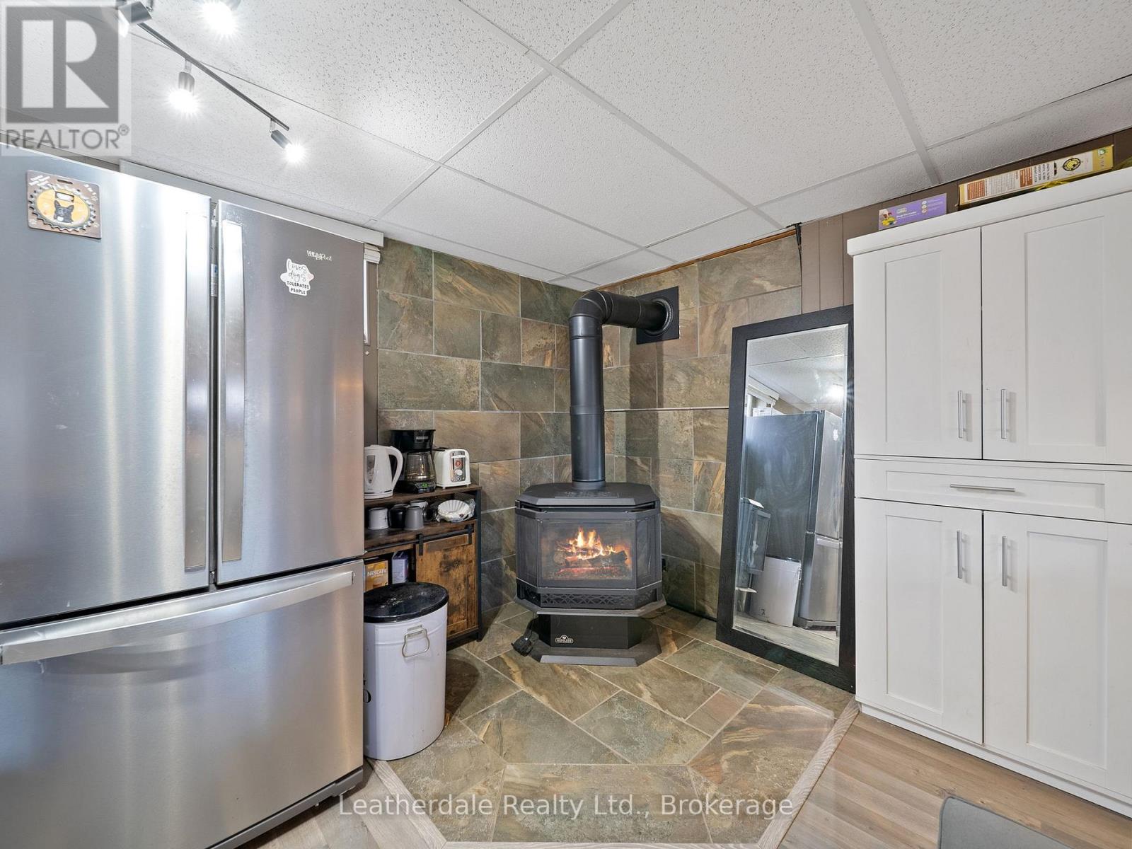 16 Preston Street, Oro-Medonte, Ontario  L0K 2G0 - Photo 28 - S12566086