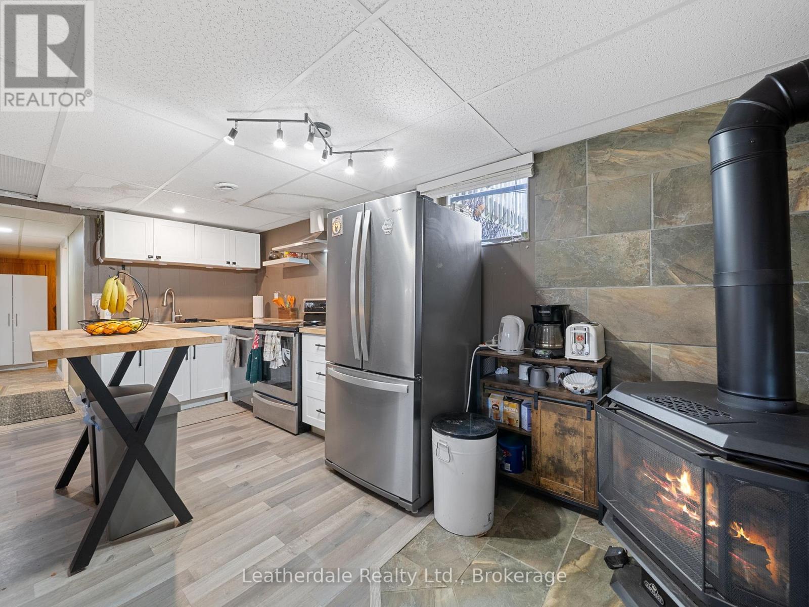 16 Preston Street, Oro-Medonte, Ontario  L0K 2G0 - Photo 29 - S12566086