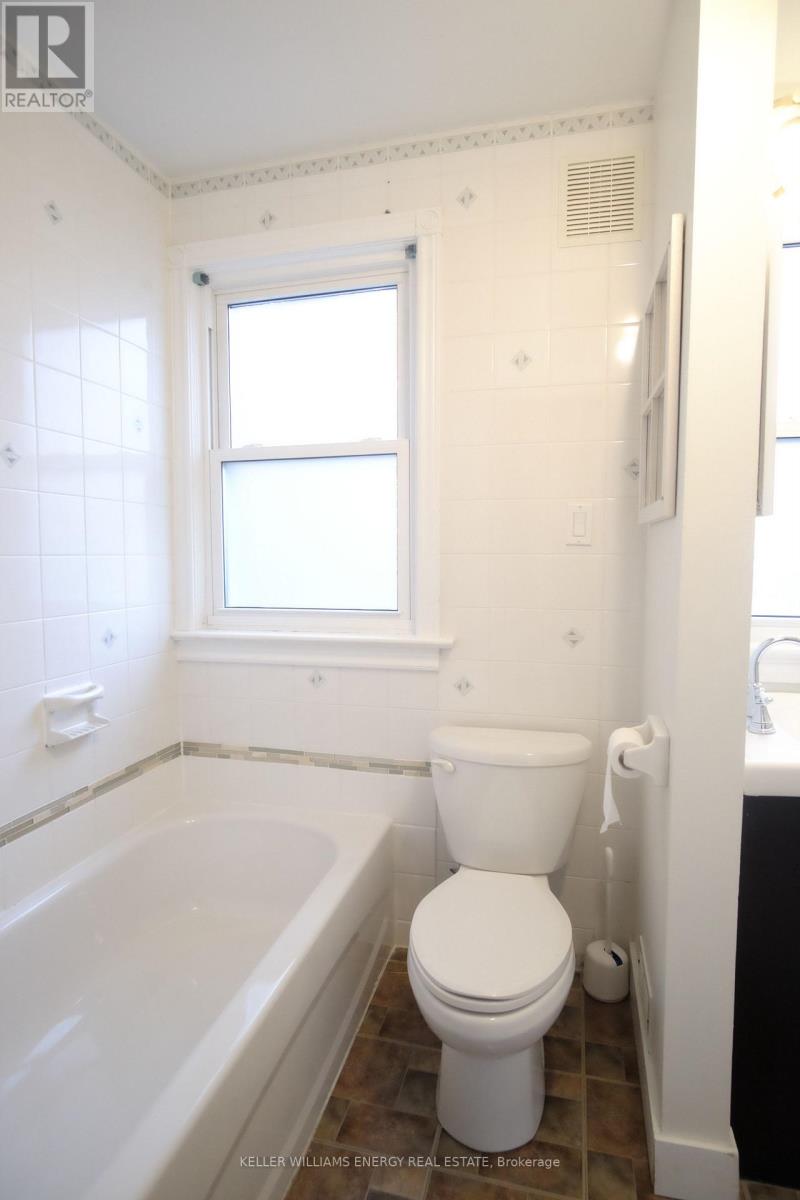 8 Lynndale Road, Toronto, Ontario  M1N 1C1 - Photo 32 - E12566114