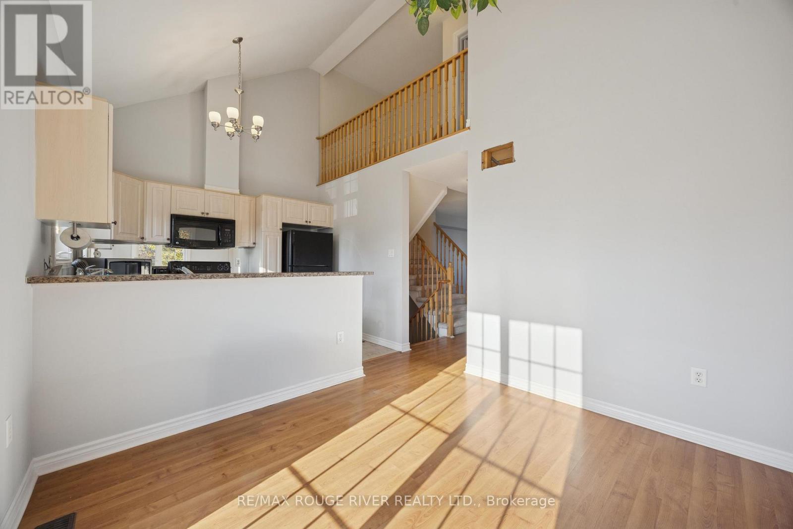 131 Kenneth Hobbs Avenue, Whitby, Ontario  L1R 0E3 - Photo 16 - E12566172