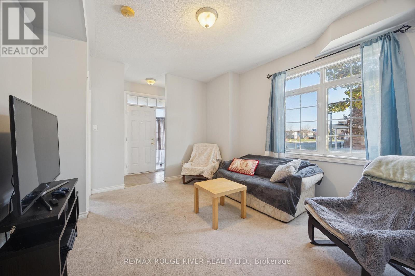 131 Kenneth Hobbs Avenue, Whitby, Ontario L1R 0E3 - Photo 6 - E12566172