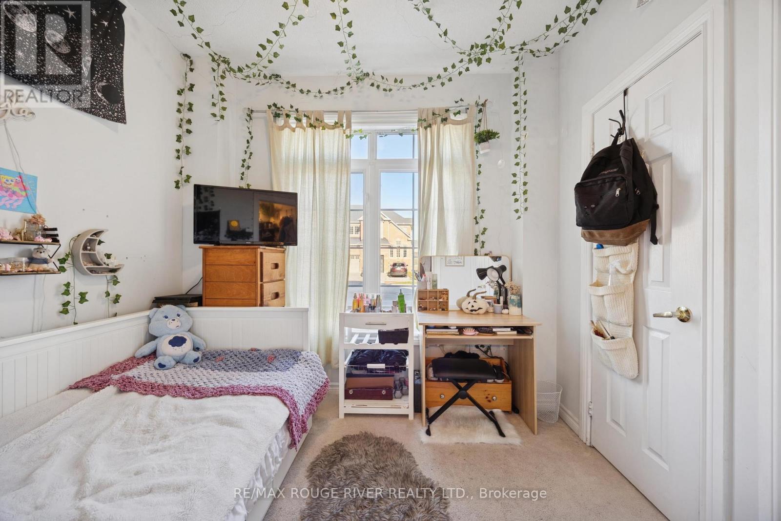 131 Kenneth Hobbs Avenue, Whitby, Ontario  L1R 0E3 - Photo 9 - E12566172