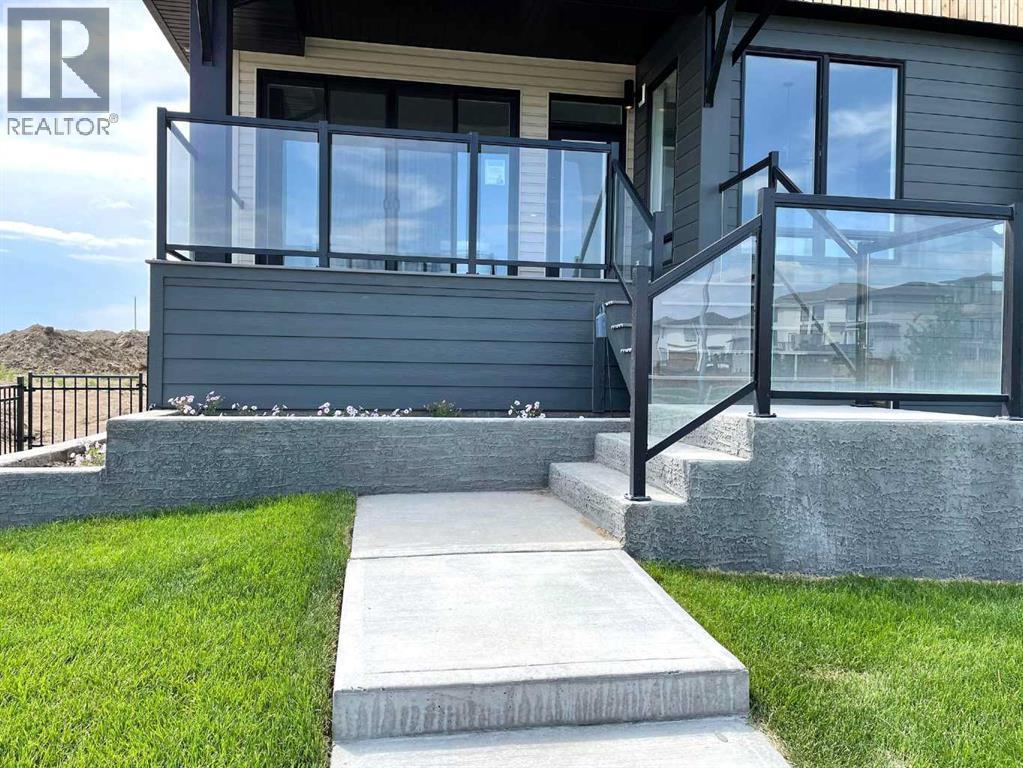 401 Blackwolf Boulevard N, Lethbridge, Alberta  T1h 7J5 - Photo 2 - A2253938
