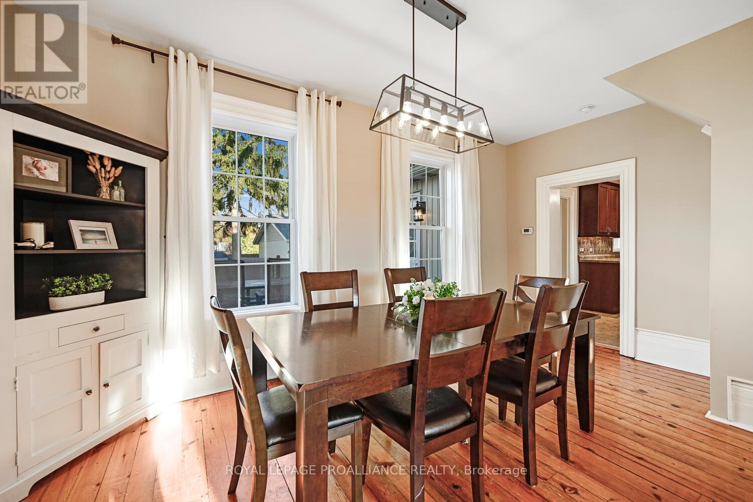 125 Park Street, Brockville, Ontario  K6V 2G8 - Photo 10 - X12566022