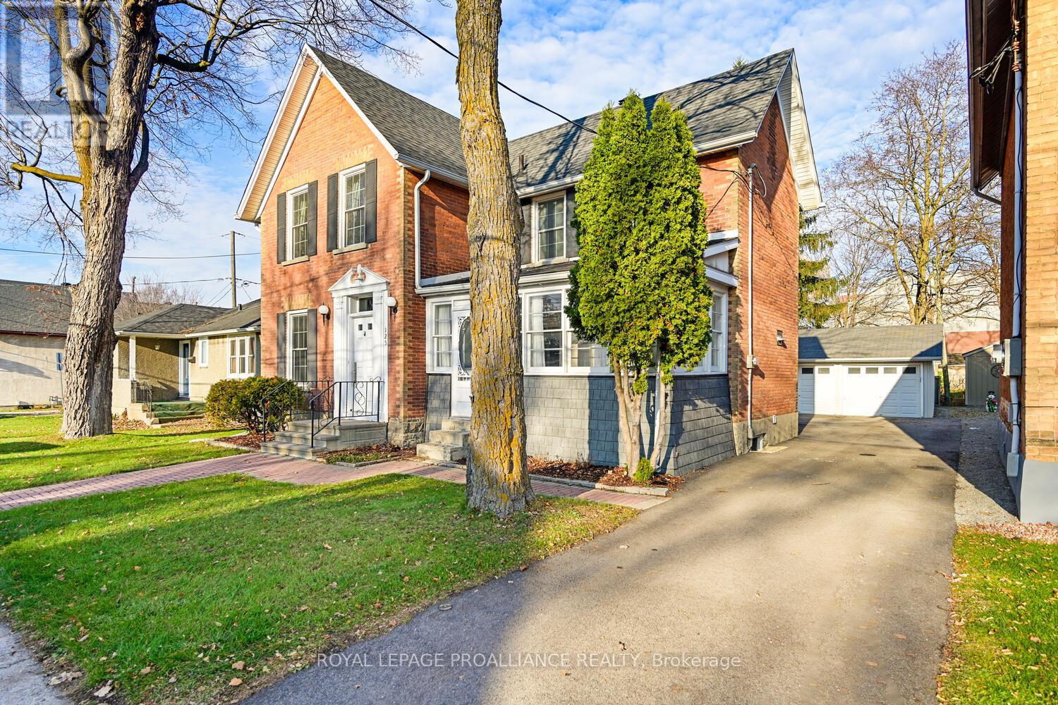 125 Park Street, Brockville, Ontario  K6V 2G8 - Photo 3 - X12566022