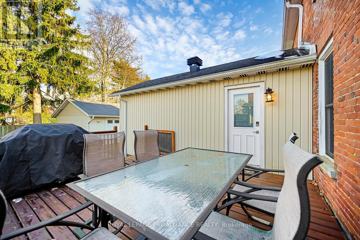 125 Park Street, Brockville, Ontario  K6V 2G8 - Photo 35 - X12566022