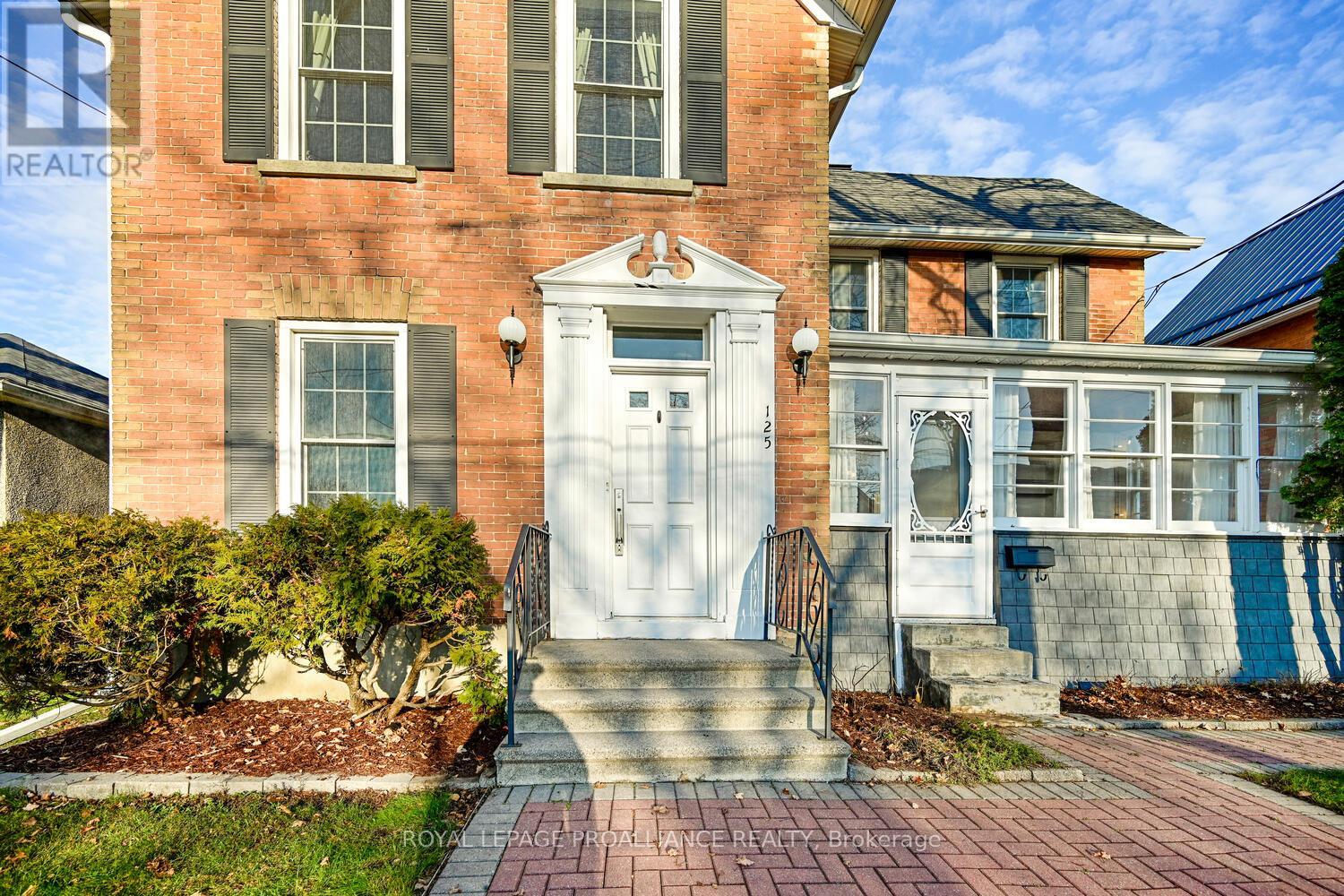 125 Park Street, Brockville, Ontario  K6V 2G8 - Photo 4 - X12566022