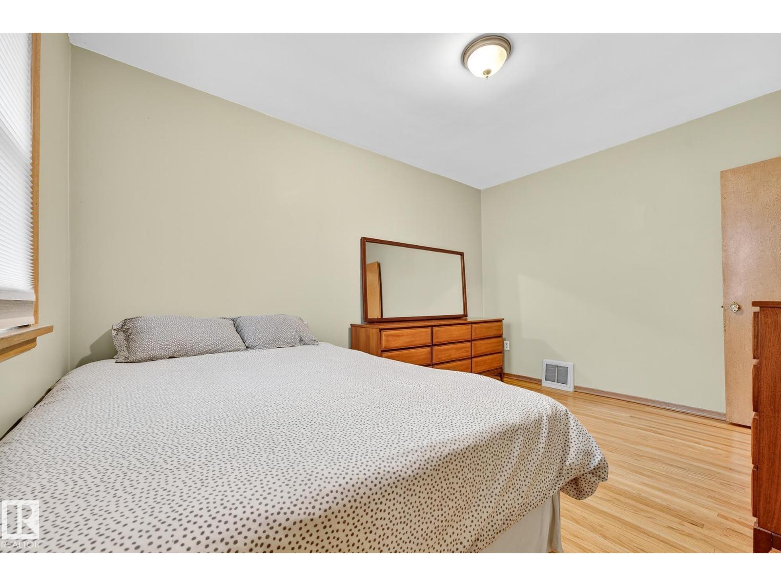 10965 139 St Nw, Edmonton, Alberta  T5M 1R3 - Photo 23 - E4466273