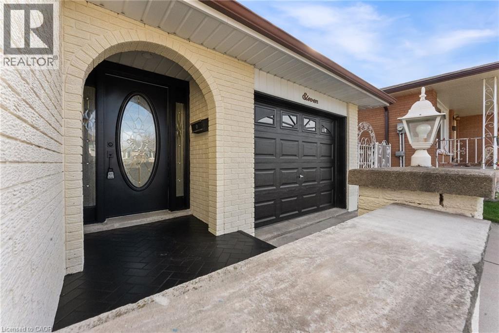 11 Marcella Crescent, Hamilton, Ontario  L8K 6E0 - Photo 5 - 40789667