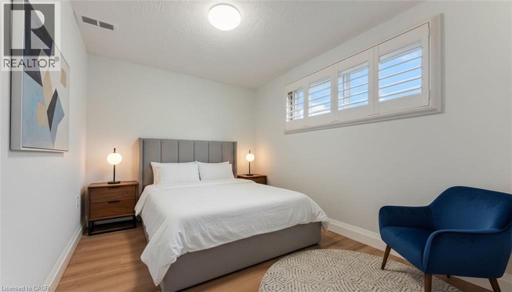 11 Marcella Crescent, Hamilton, Ontario  L8K 6E0 - Photo 23 - 40789667