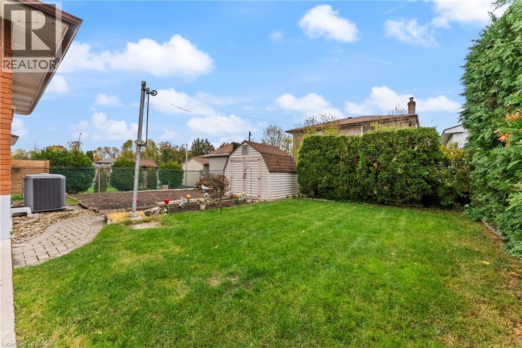 11 Marcella Crescent, Hamilton, Ontario  L8K 6E0 - Photo 28 - 40789667