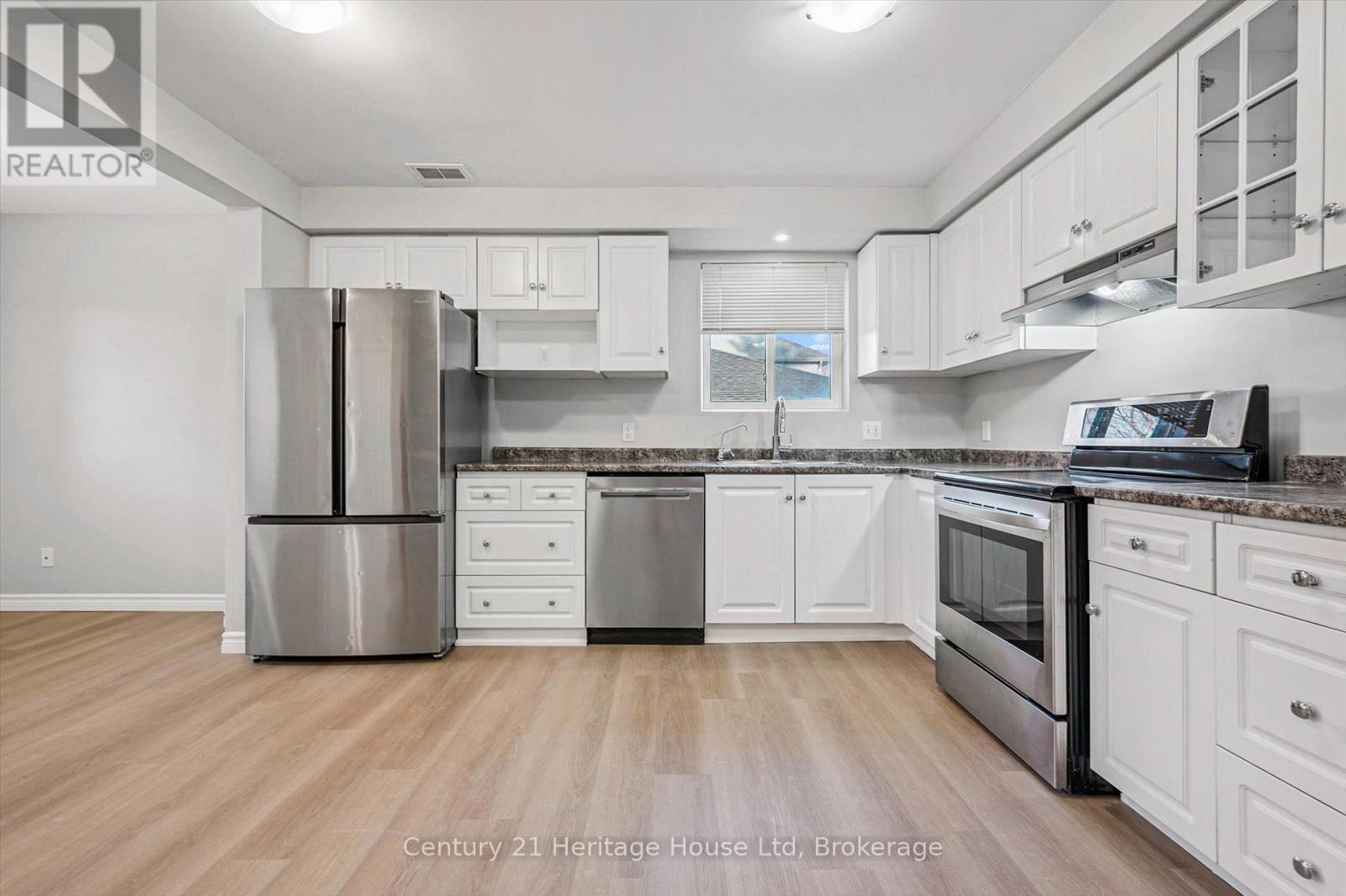 126 Forfar Street E, Centre Wellington, Ontario  N1M 1B2 - Photo 12 - X12566102