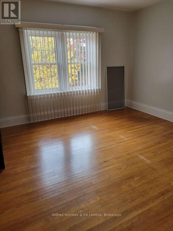 376 Lambton Street, West Grey, Ontario  N0G 1R0 - Photo 14 - X12566106