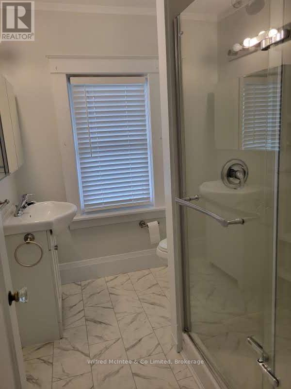 376 Lambton Street, West Grey, Ontario  N0G 1R0 - Photo 23 - X12566106