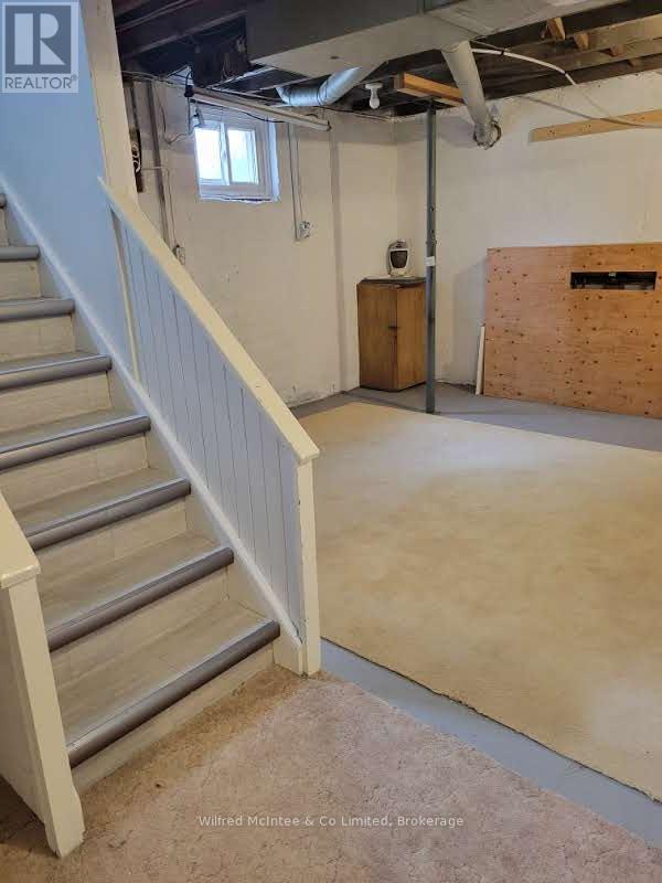 376 Lambton Street, West Grey, Ontario  N0G 1R0 - Photo 27 - X12566106