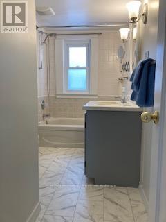 376 Lambton Street, West Grey, Ontario  N0G 1R0 - Photo 6 - X12566106