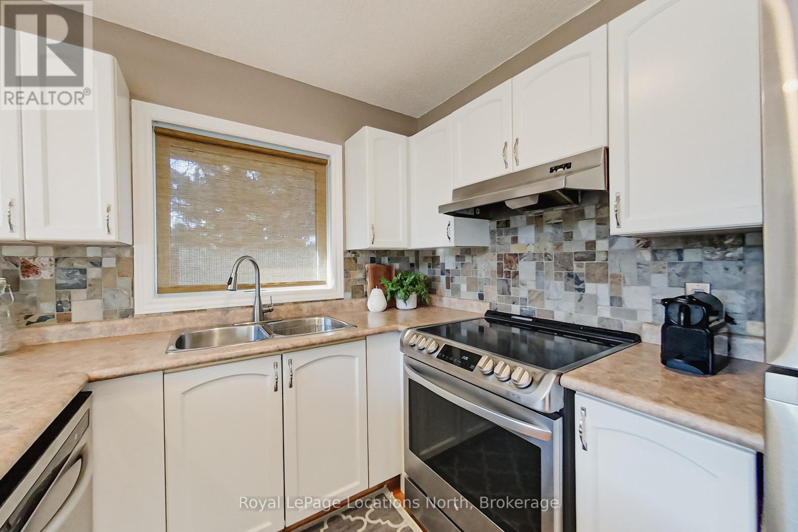 21 - 104 Kellie's Way, Blue Mountains, Ontario  L9Y 0L5 - Photo 21 - X12566144