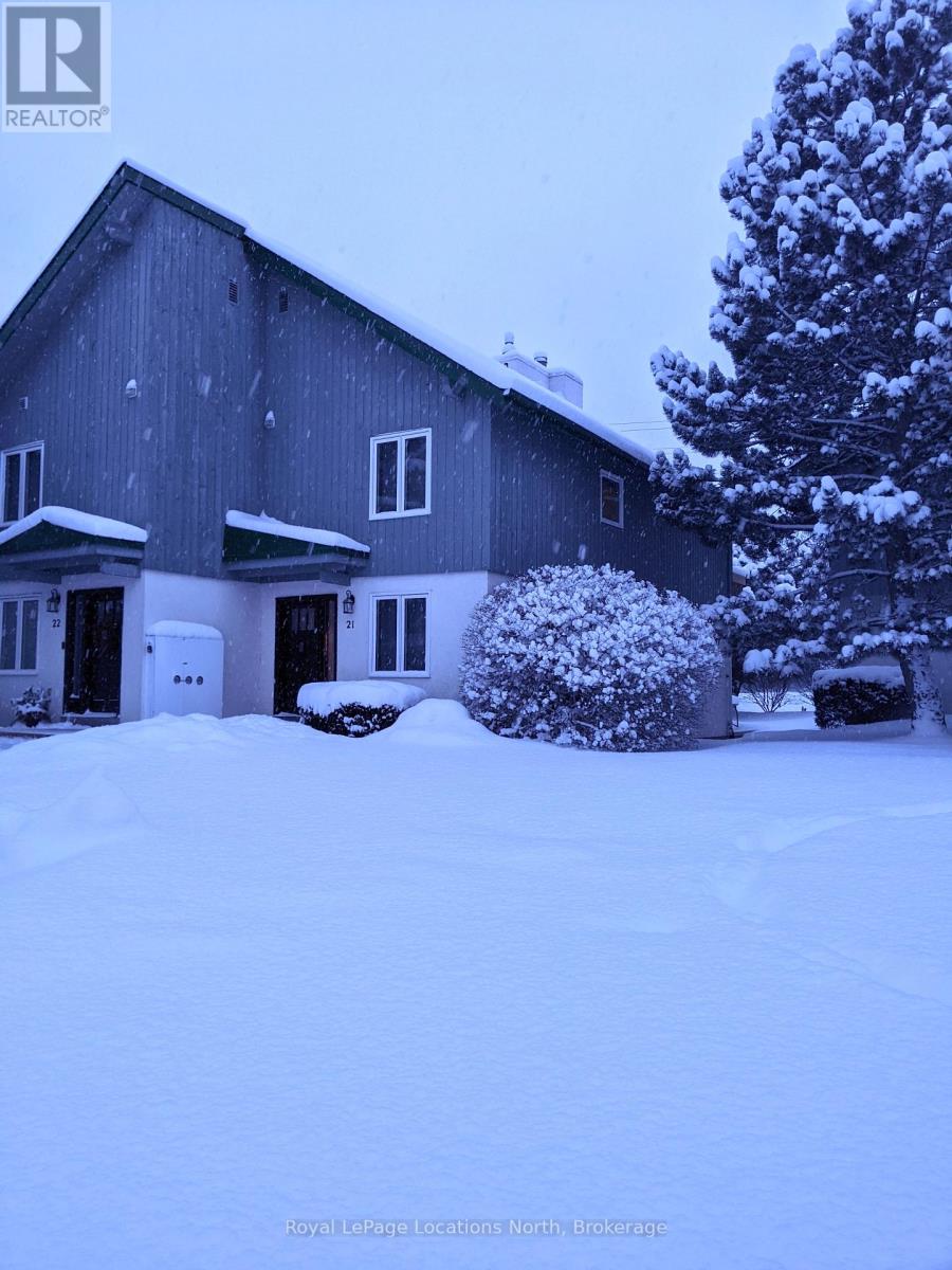 21 - 104 Kellie's Way, Blue Mountains, Ontario  L9Y 0L5 - Photo 4 - X12566144