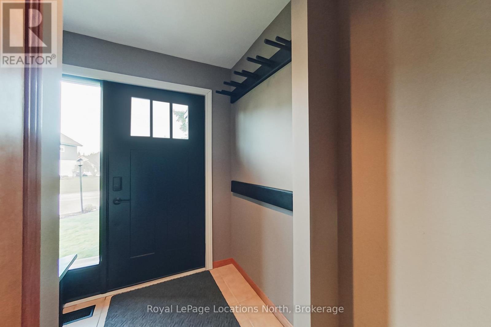 21 - 104 Kellie's Way, Blue Mountains, Ontario  L9Y 0L5 - Photo 6 - X12566144