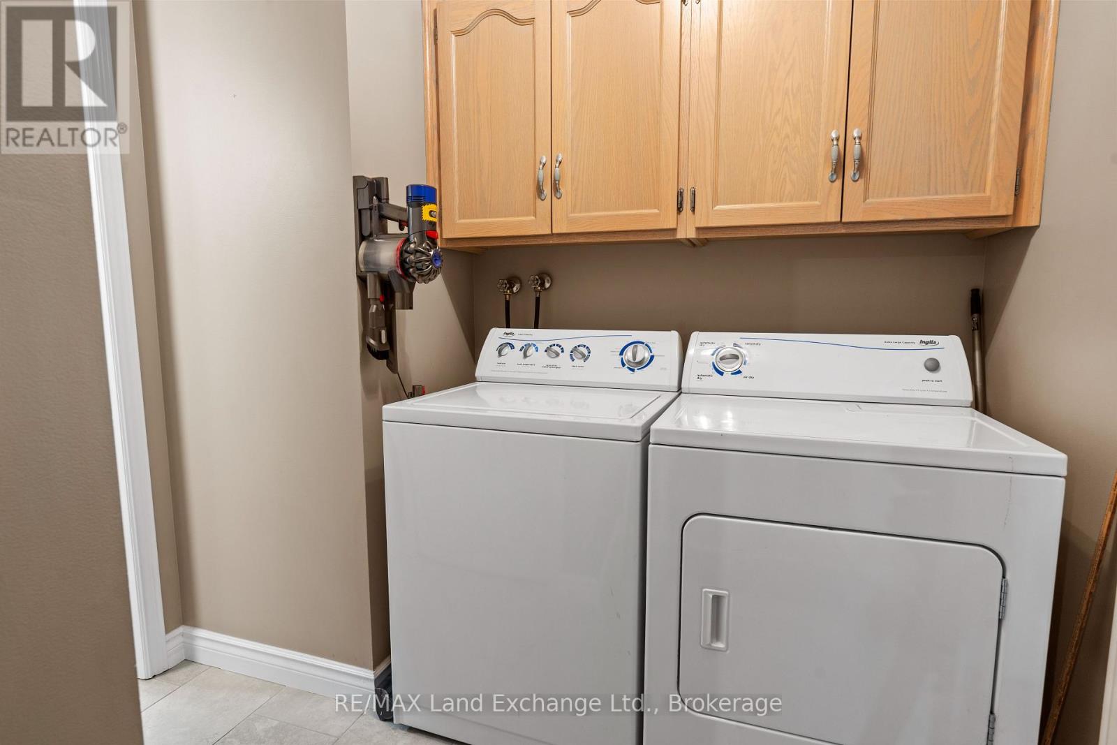 806 Bricker Street, Saugeen Shores, Ontario  N0H 2C4 - Photo 24 - X12566234