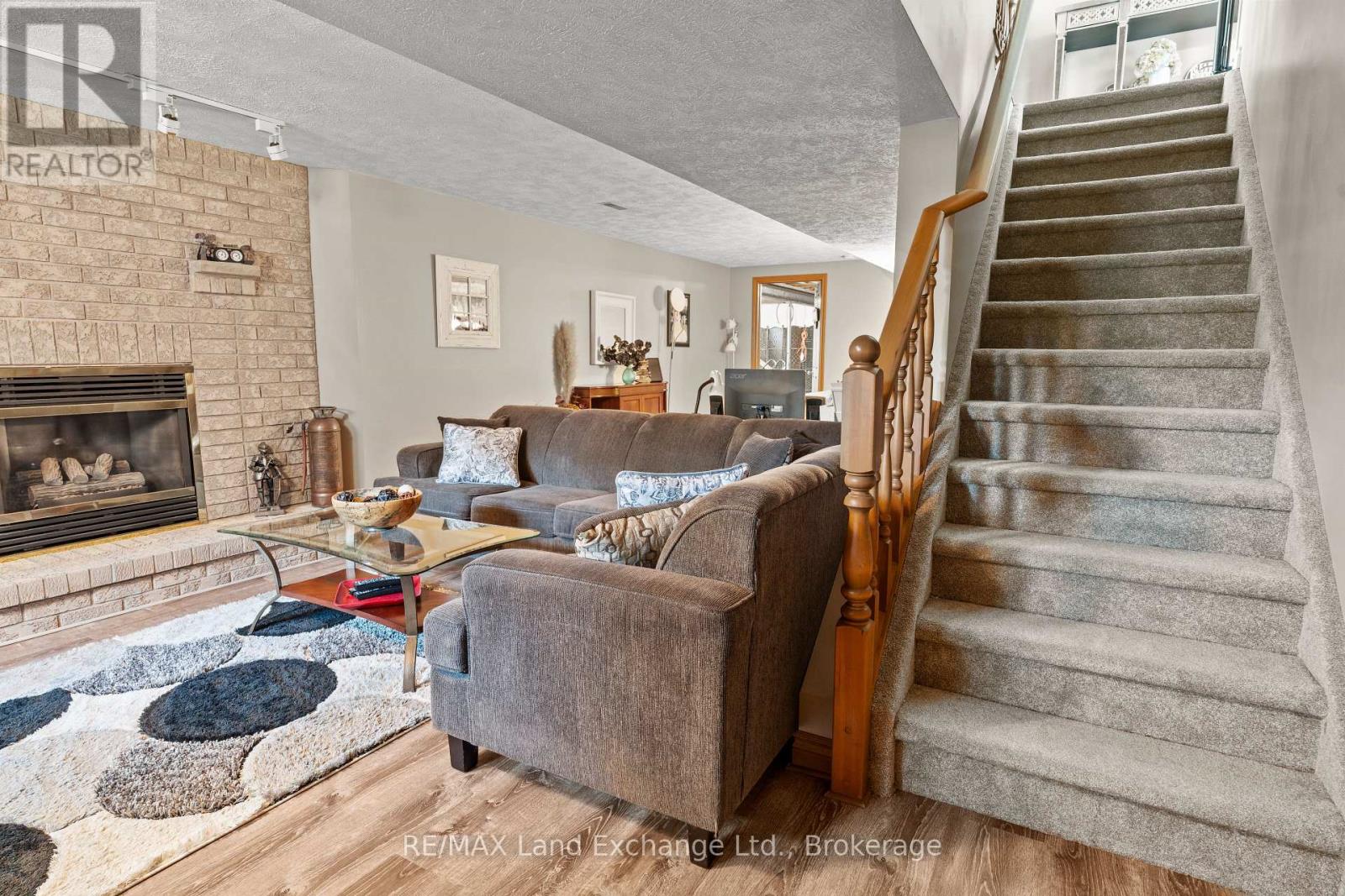 806 Bricker Street, Saugeen Shores, Ontario  N0H 2C4 - Photo 34 - X12566234