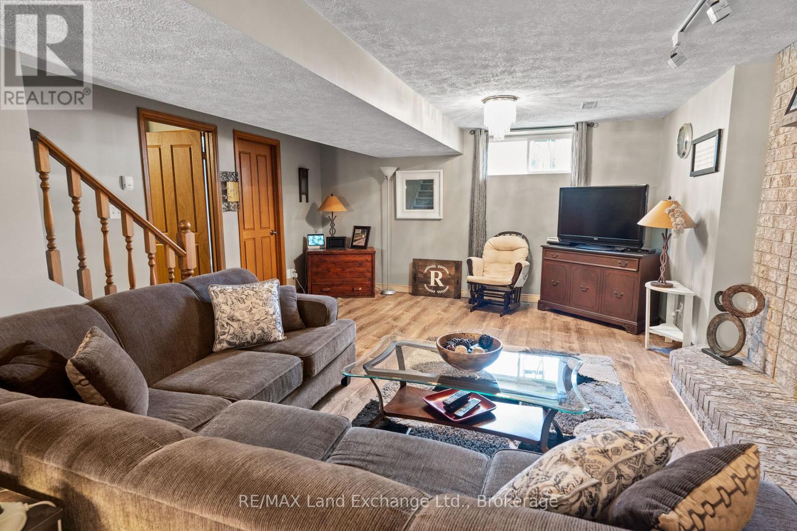 806 Bricker Street, Saugeen Shores, Ontario  N0H 2C4 - Photo 38 - X12566234