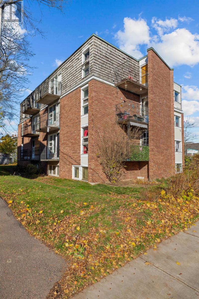 73 Euston Street, Charlottetown, Prince Edward Island  C1A 1W1 - Photo 4 - 202528372