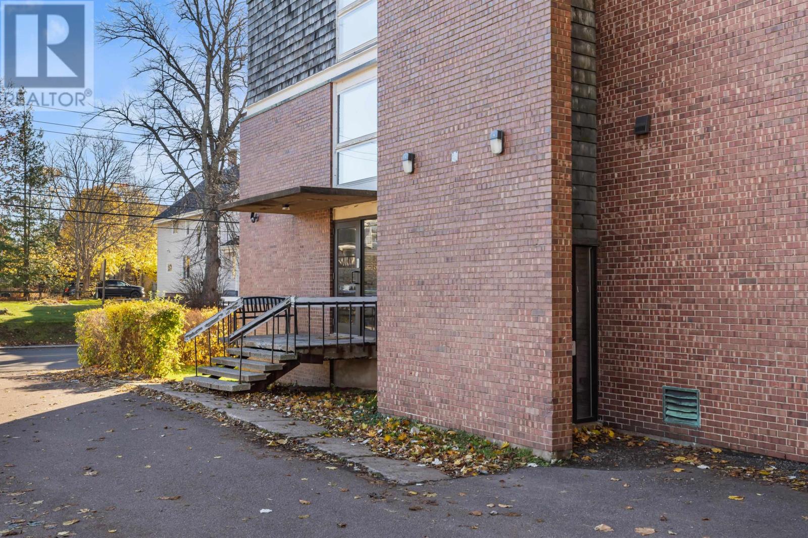 73 Euston Street, Charlottetown, Prince Edward Island  C1A 1W1 - Photo 8 - 202528372