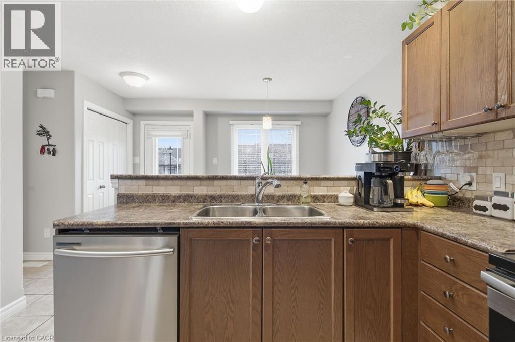 10 Foxglove Crescent Unit# 37, Kitchener, Ontario  N2E 0E1 - Photo 9 - 40789699