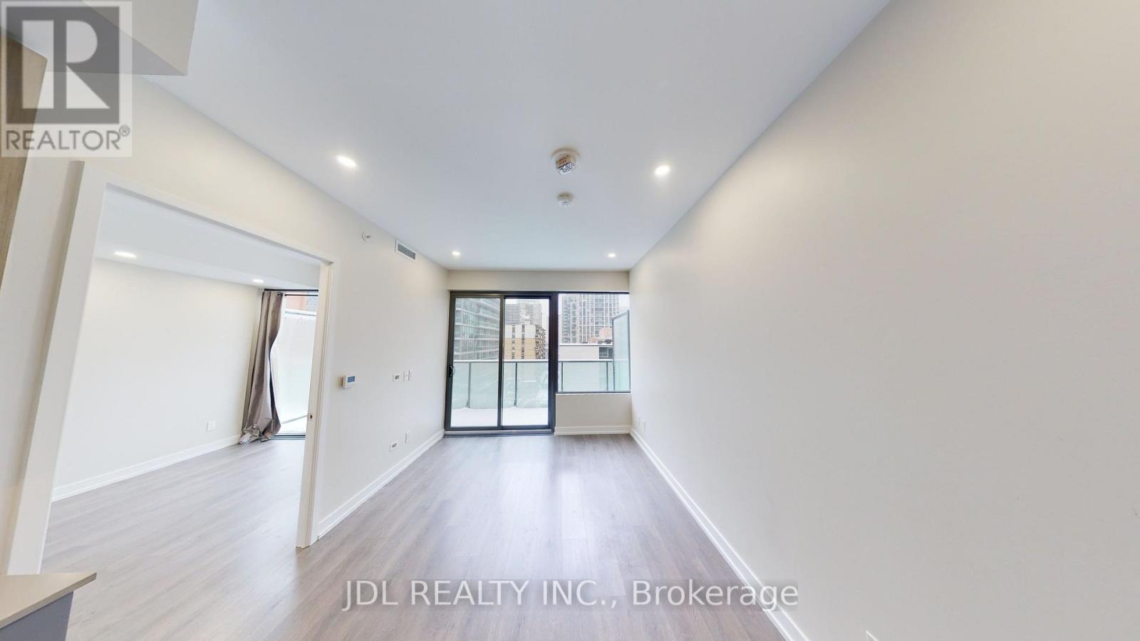 703 - 161 Roehampton Avenue, Toronto, Ontario  M4P 0C8 - Photo 2 - C12565972