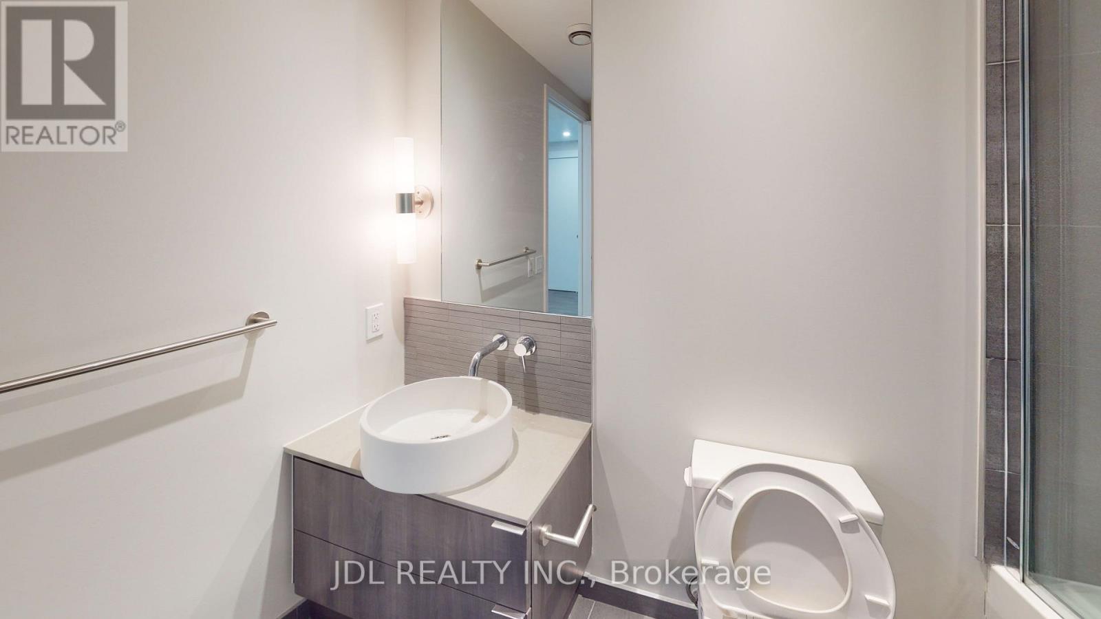 703 - 161 Roehampton Avenue, Toronto, Ontario  M4P 0C8 - Photo 5 - C12565972